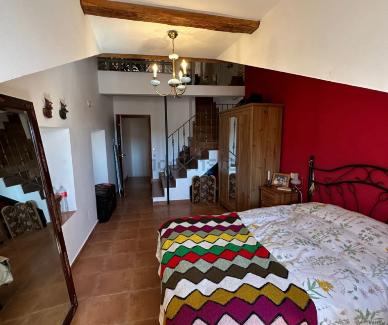 Casa de pueblo en Calle de la Iglesia (15)