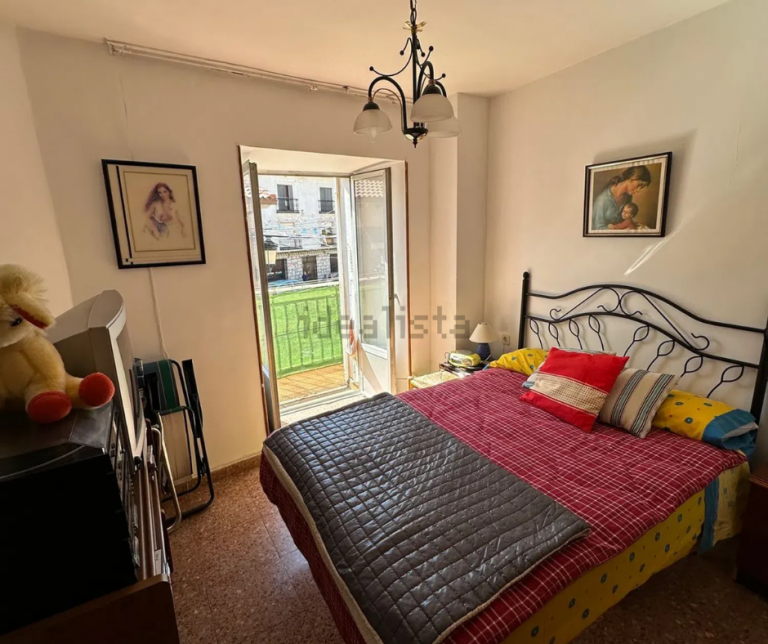 Casa de pueblo en Calle de la Iglesia (17)