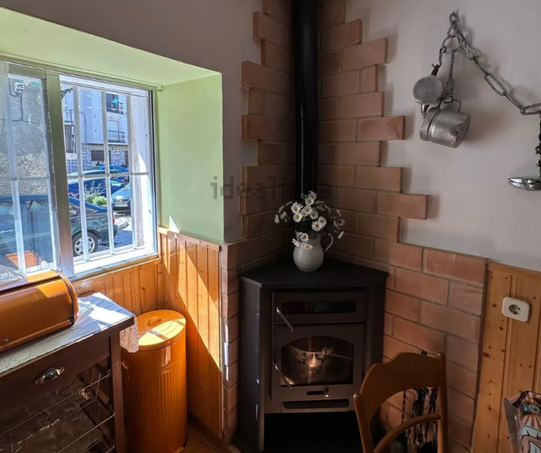 Casa de pueblo en Calle de la Iglesia (18)