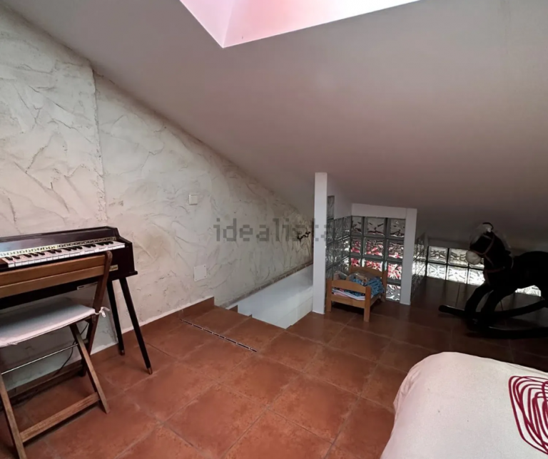 Casa de pueblo en Calle de la Iglesia (27)