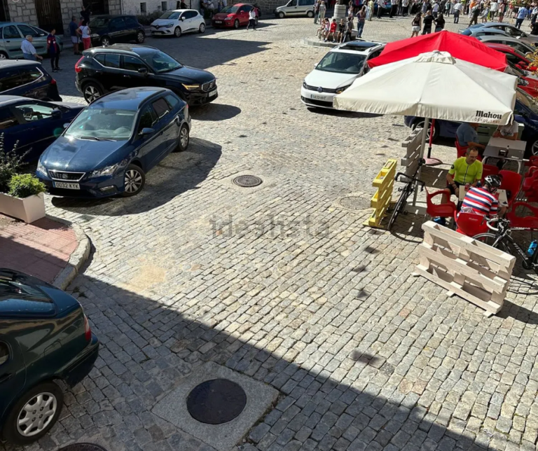 Casa de pueblo en Calle de la Iglesia (32)