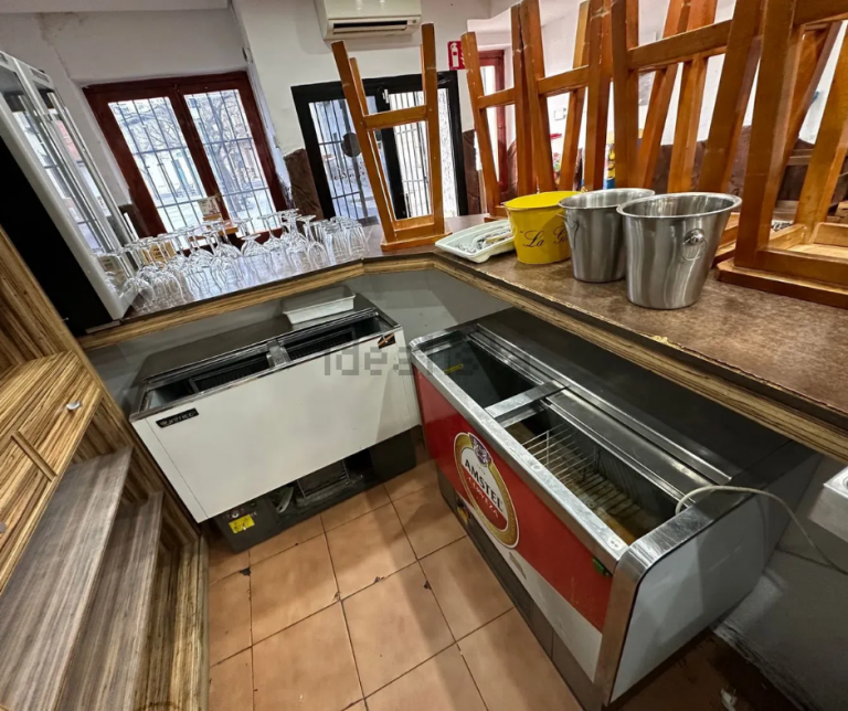 Local en venta en Plaza España, 5 (12)