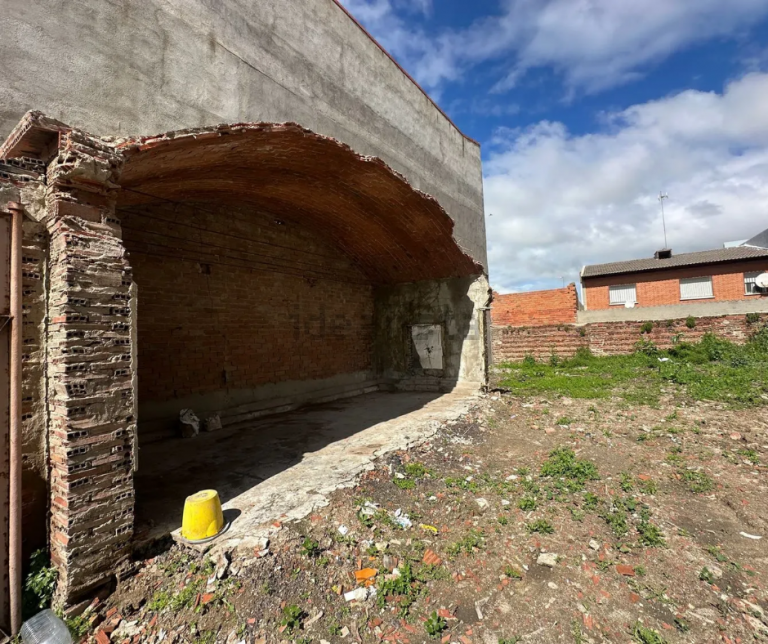 Terreno en Calle Bajada de la Fuente (3)